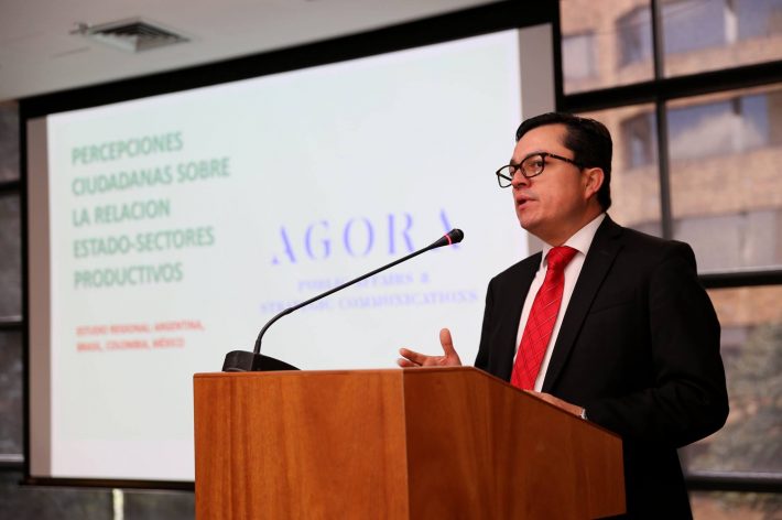 Miguel Ángel Herrera presenta el estudio con la relación estado - sectores productivos